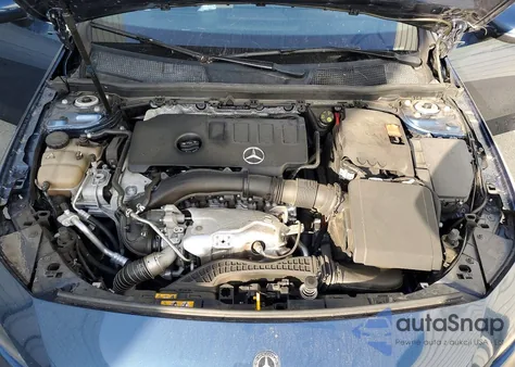 2019 Mercedes-Benz A 220 z USA, uszkodzony, nr VIN WDD3G4EB5KW025704